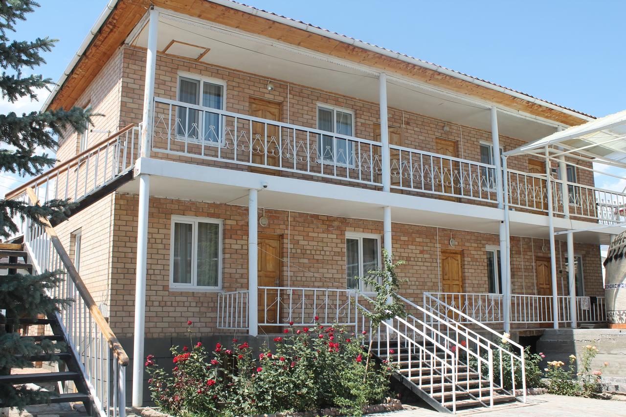 Адилет Cholpon-Ata Exterior foto